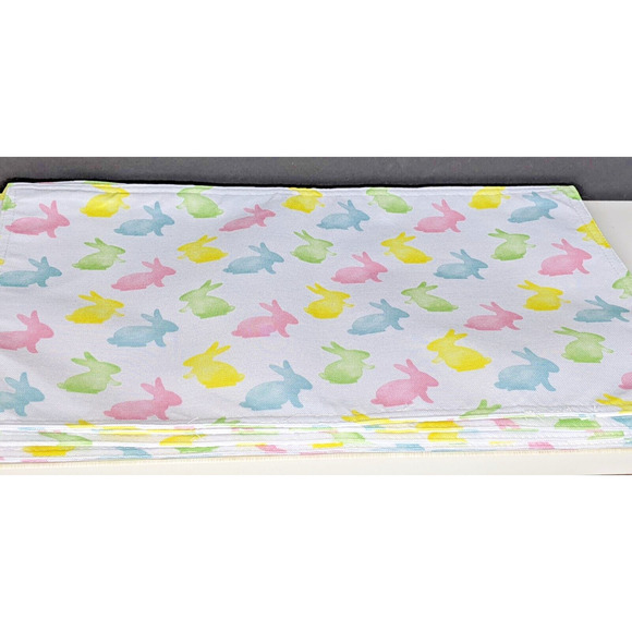 Easter Bunny Cloth Napkins and Placemats Pastels Set 4 Each NEW - Picture 2 of 3